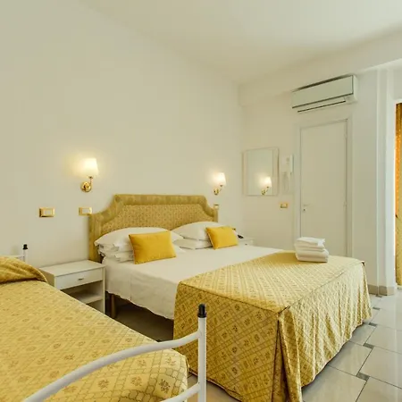 Nanni Hotel