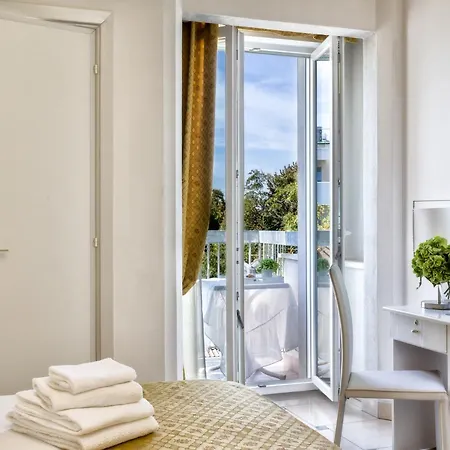 Nanni Hotel 3*