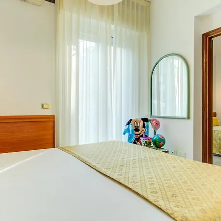 Nanni Hotel 3*