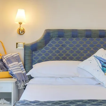 Nanni Hotel 3*