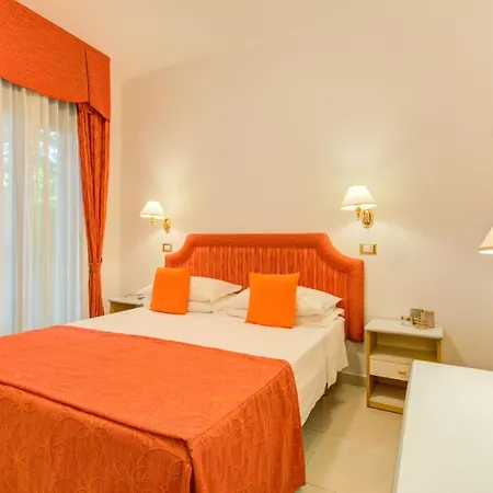 Nanni 3* ベラーリア・イジェア・マリーナ